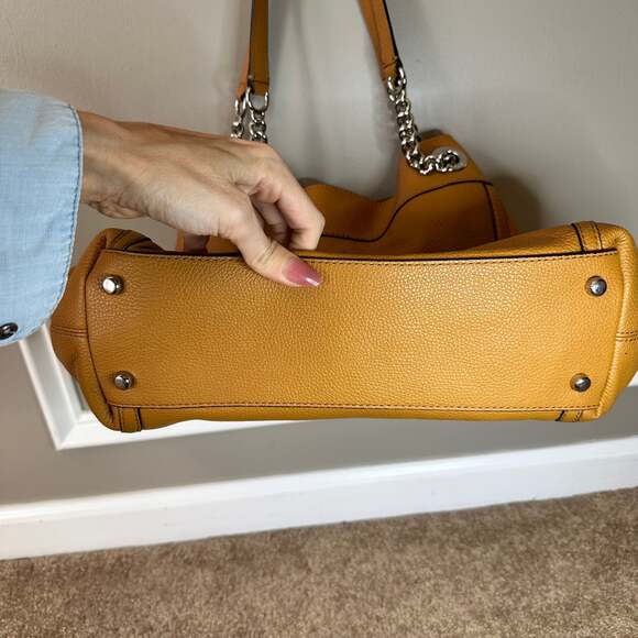 Coach Turnlock Edie Shoulder Bag in Polished Pebble Leather Light Saddle - Picture 9 of 11